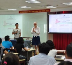 Thiết kế và marketing sản phẩm trong kinh doanh thời trang
